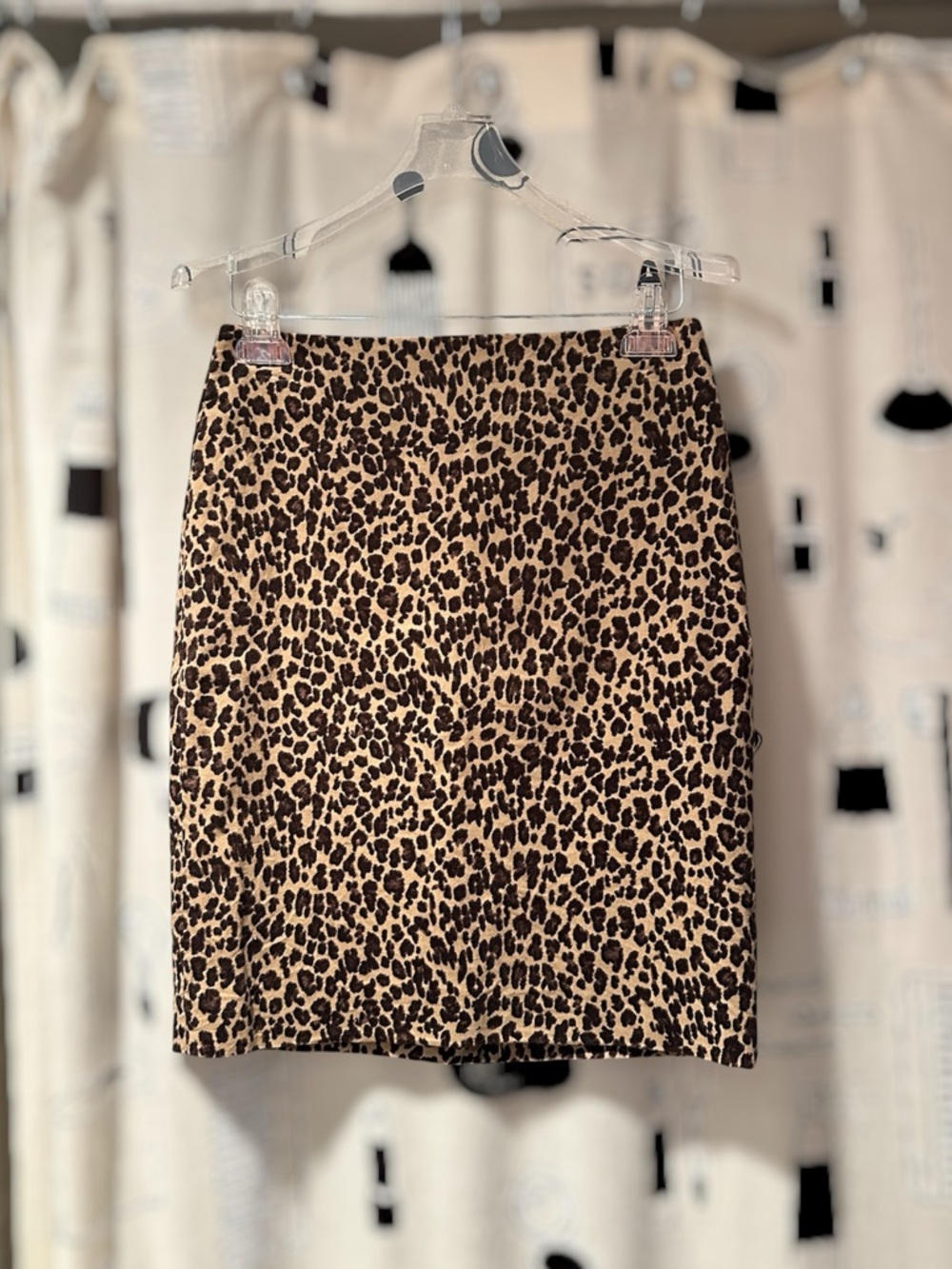 Talbots Women’s Petite Leopard Print Knee Length Pencil Skirt